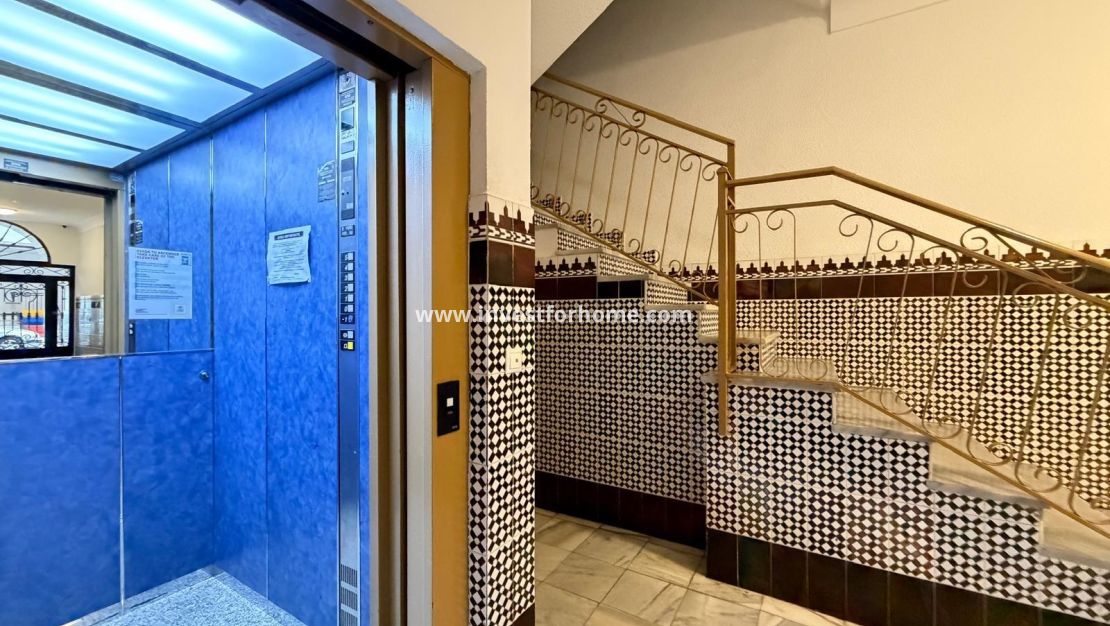 Sale - Apartment - Torrevieja - Playa del Cura