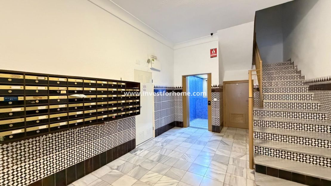 Sale - Apartment - Torrevieja - Playa del Cura