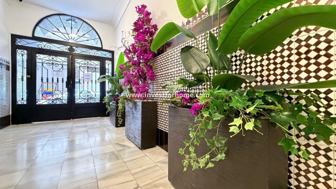Sale - Apartment - Torrevieja - Playa del Cura