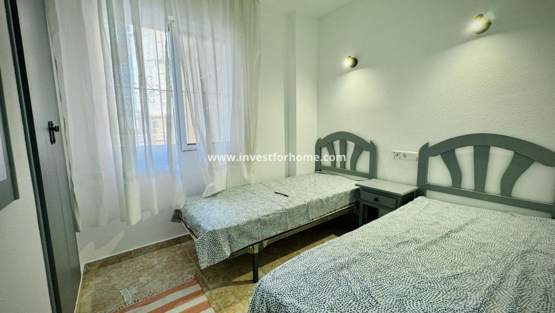 Sale - Apartment - Torrevieja - Playa del Cura