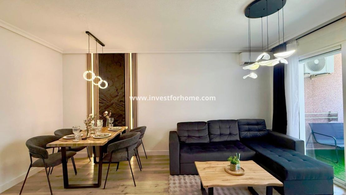 Sale - Apartment - Torrevieja - Playa del Cura