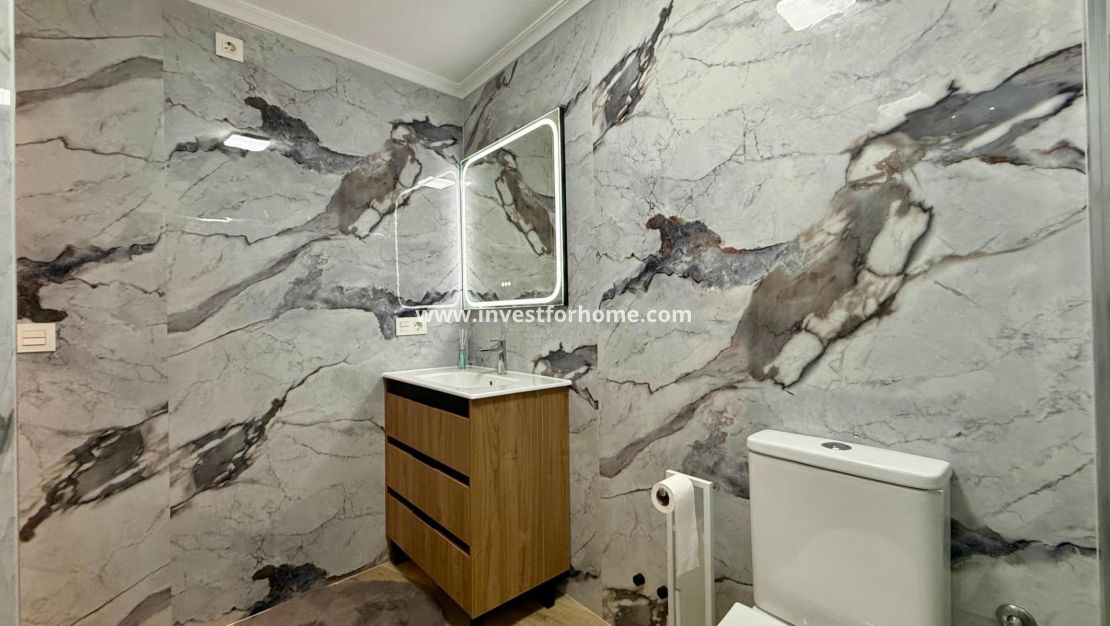 Sale - Apartment - Torrevieja - Playa del Cura