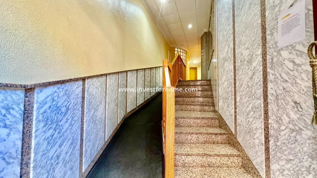 Sale - Apartment - Torrevieja - Playa del Cura