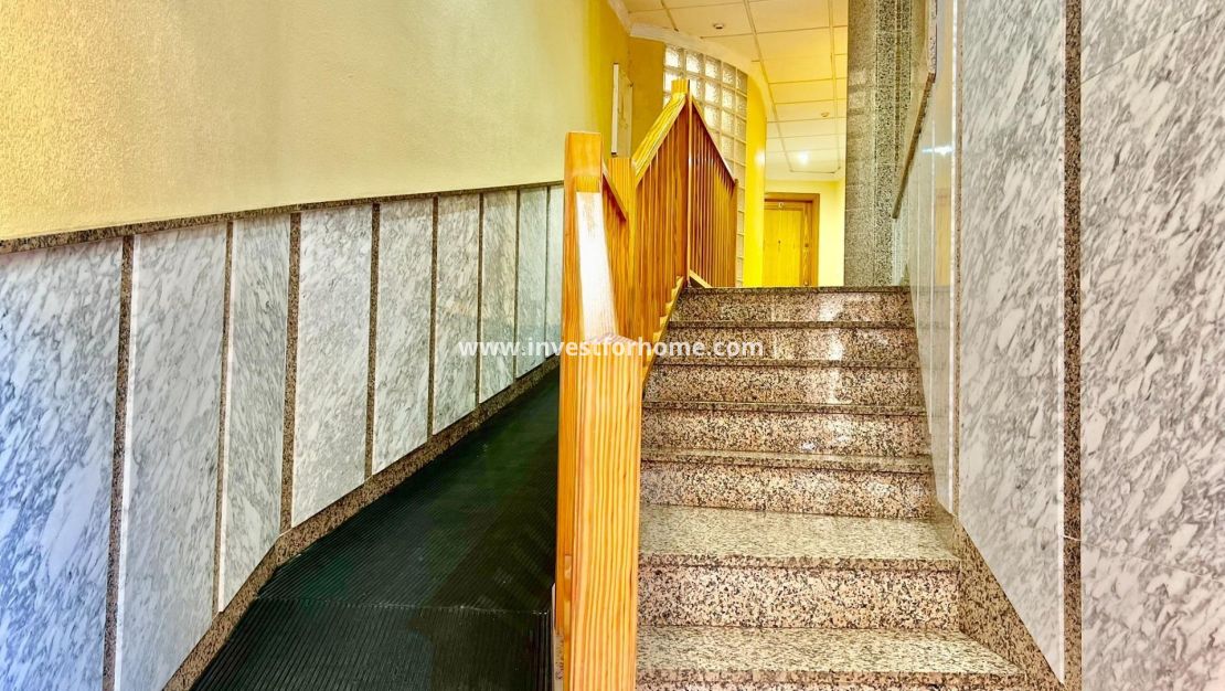 Sale - Apartment - Torrevieja - Playa del Cura