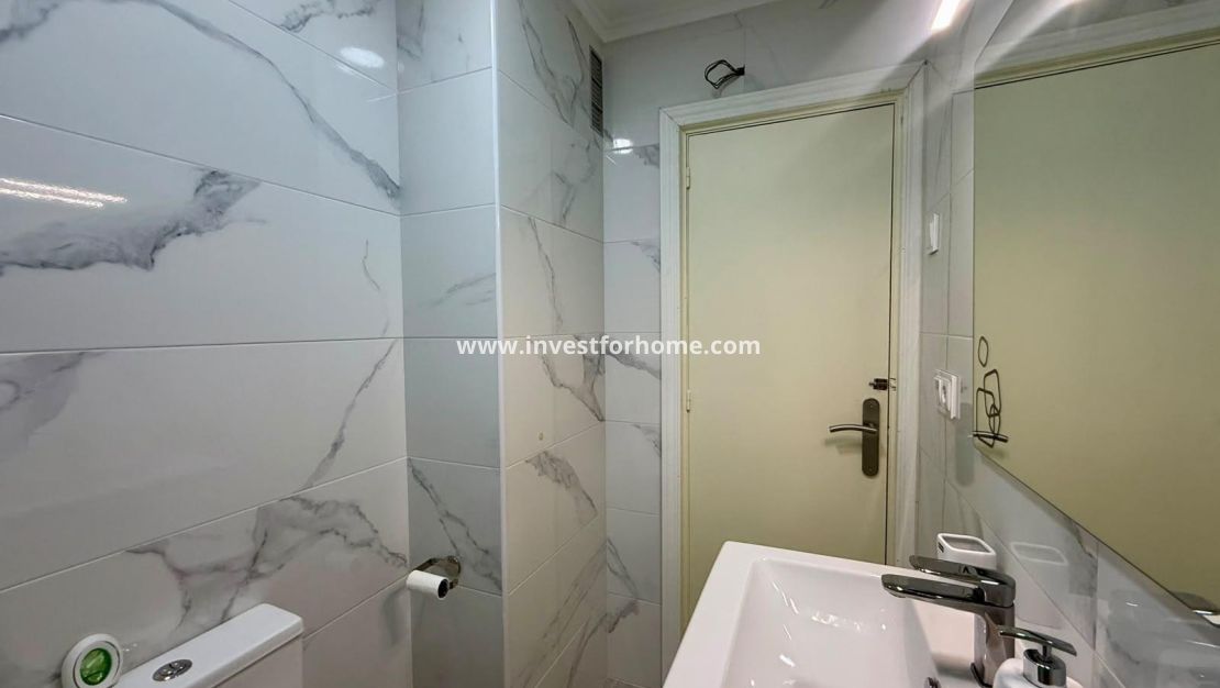 Sale - Apartment - Torrevieja - Playa del Cura