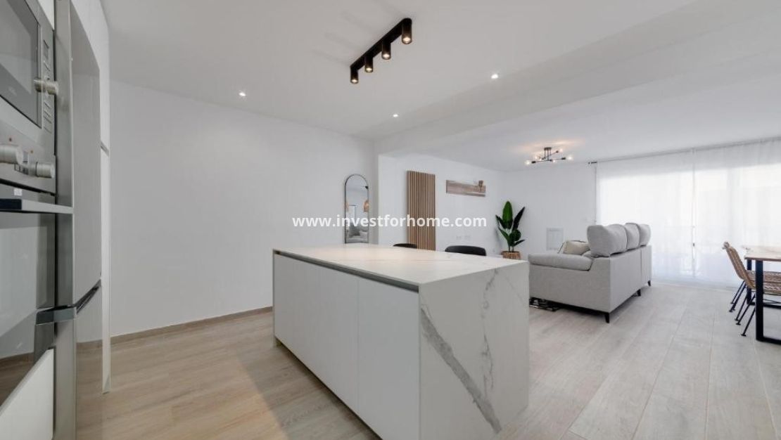 Sale - Apartment - Torrevieja - Playa del Cura