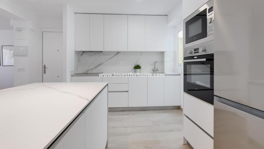 Sale - Apartment - Torrevieja - Playa del Cura