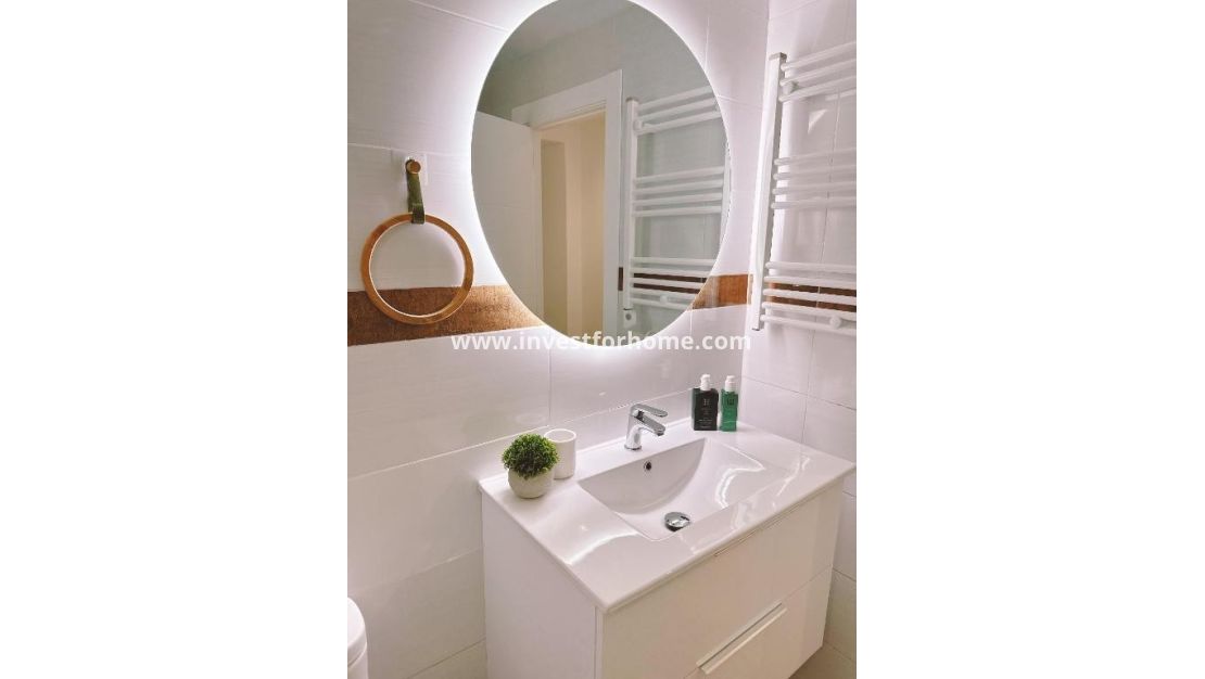 Sale - Apartment - Torrevieja - Playa del Cura