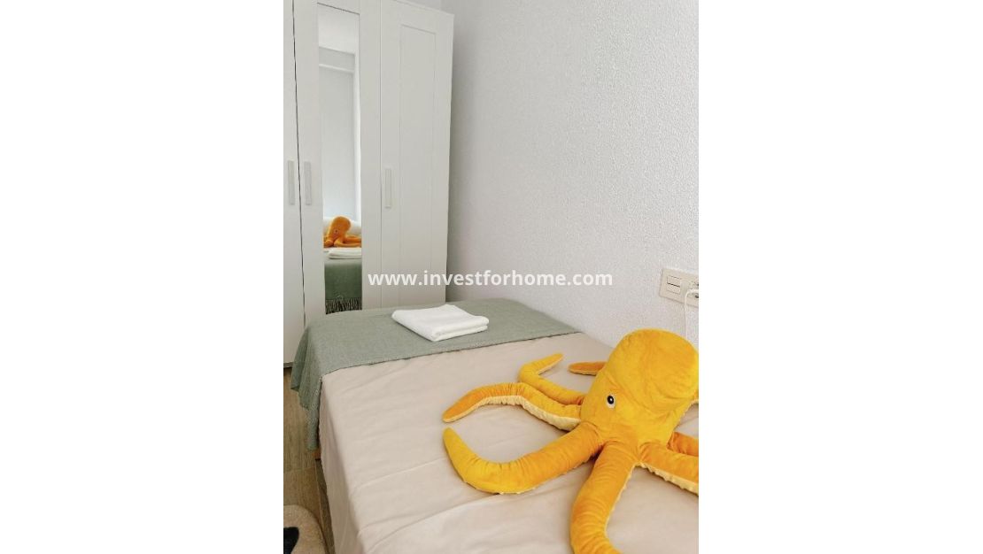 Sale - Apartment - Torrevieja - Playa del Cura