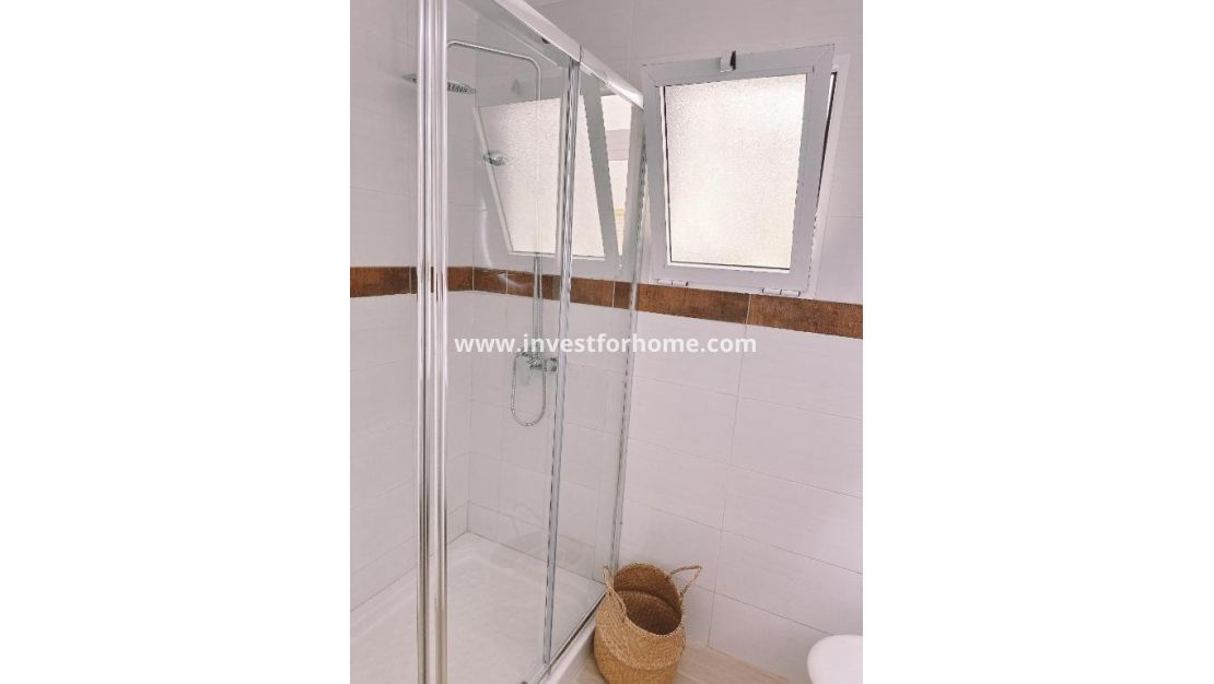 Sale - Apartment - Torrevieja - Playa del Cura