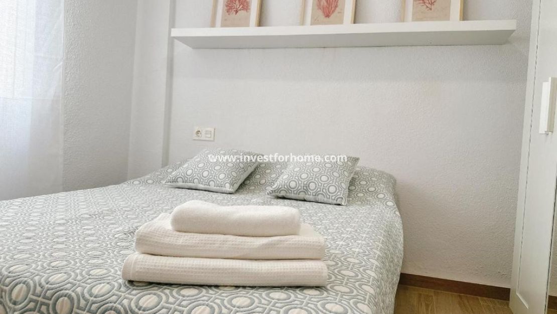 Sale - Apartment - Torrevieja - Playa del Cura