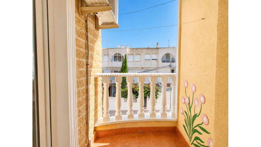 Sale - Apartment - Torrevieja - Playa del Cura