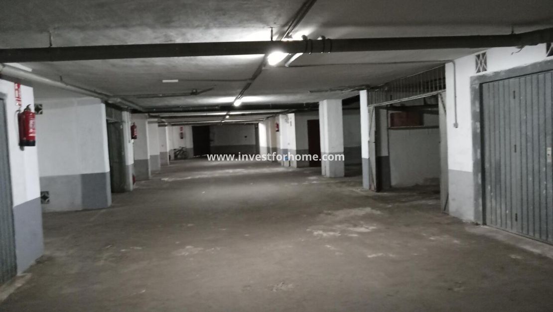 Sale - Apartment - Torrevieja - PLAYA LOS LOCOS