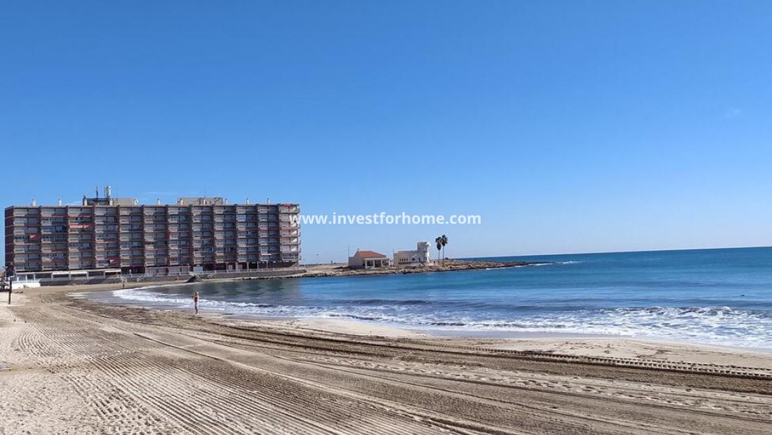 Sale - Apartment - Torrevieja - PLAYA LOS LOCOS