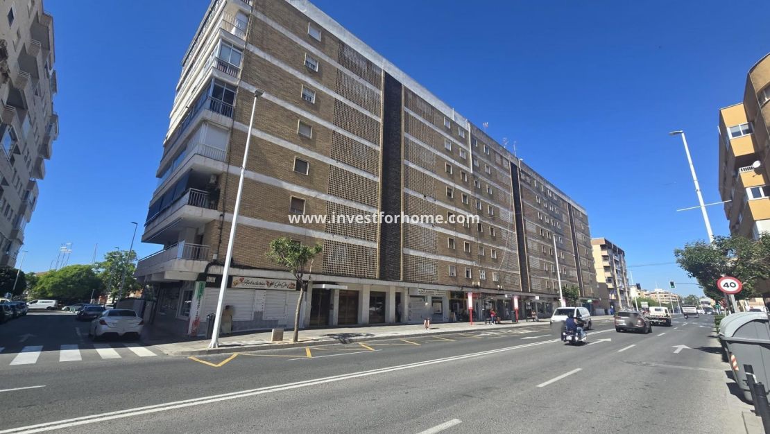 Sale - Apartment - Torrevieja - Puerto Deportivo Marina Salinas
