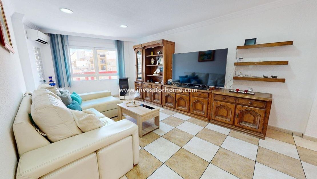 Sale - Apartment - Torrevieja - Puerto Deportivo