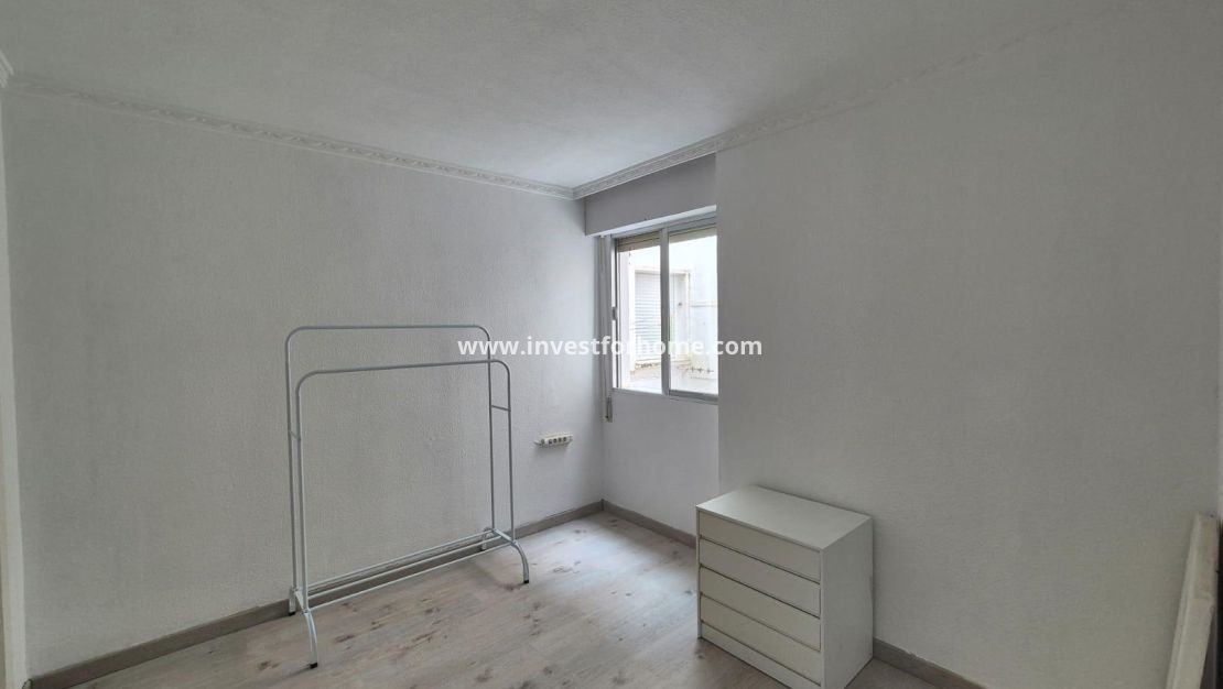 Sale - Apartment - Torrevieja - Punta prima