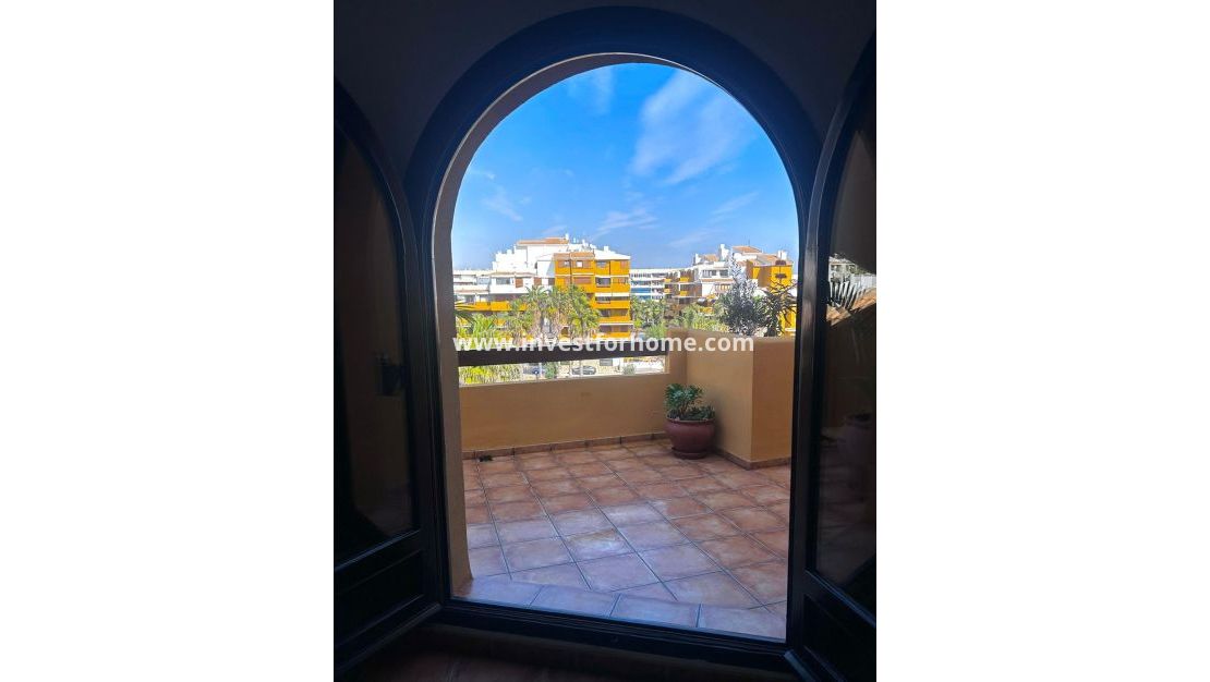 Sale - Apartment - Torrevieja - Punta prima