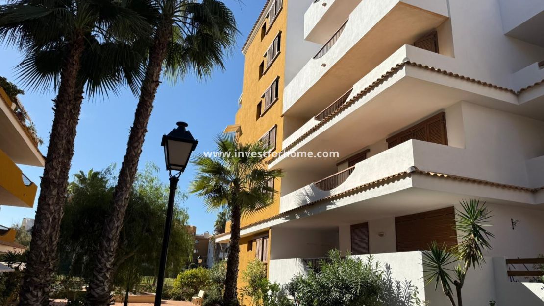 Sale - Apartment - Torrevieja - Punta prima