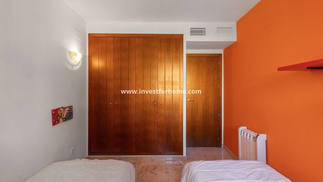Sale - Apartment - Torrevieja - Punta prima