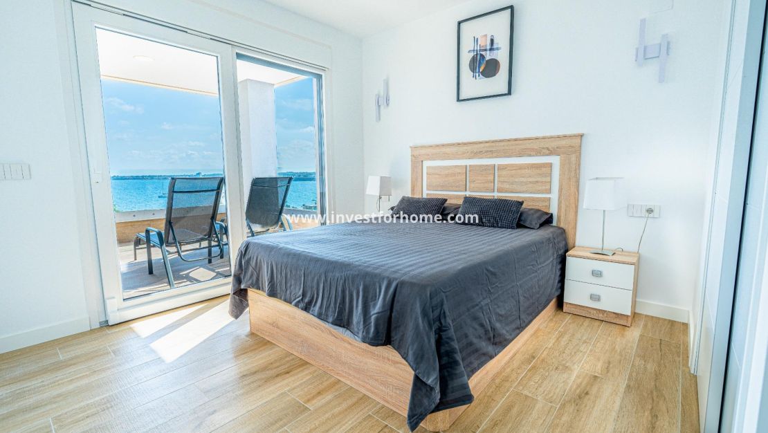 Sale - Apartment - Torrevieja - Punta prima