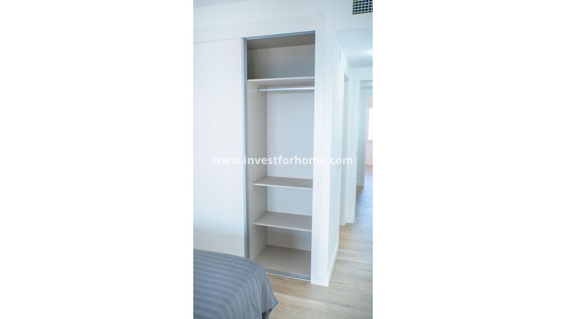 Sale - Apartment - Torrevieja - Punta prima