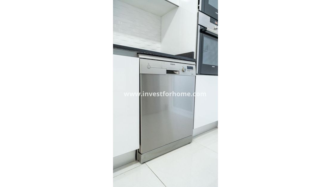 Sale - Apartment - Torrevieja - Punta prima