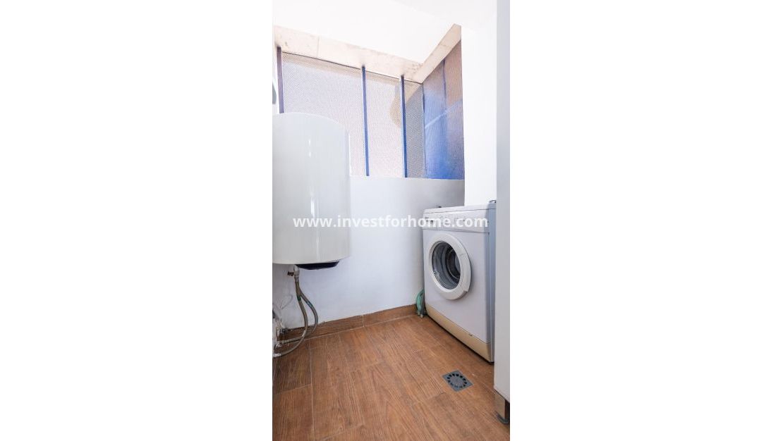 Sale - Apartment - Torrevieja - Punta prima