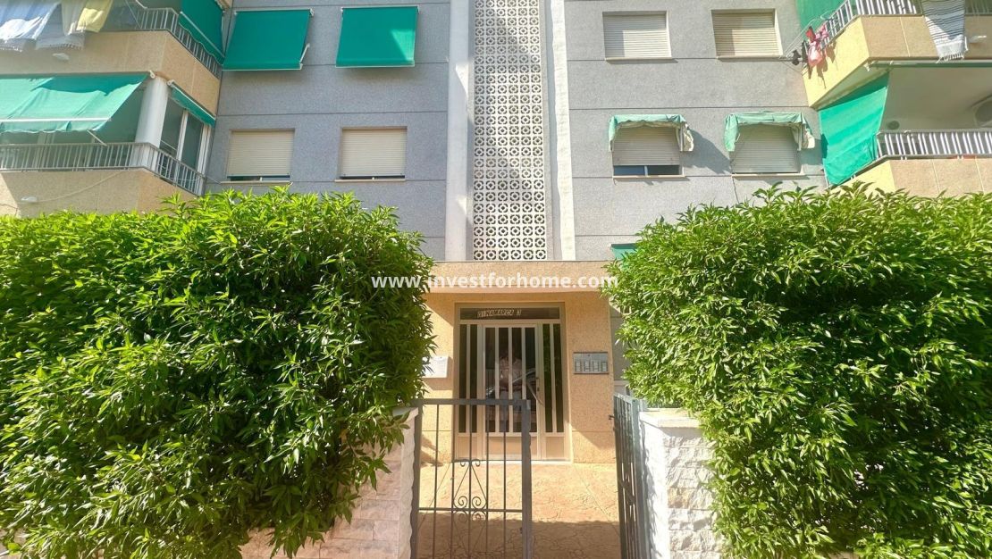 Sale - Apartment - Torrevieja - Punta prima
