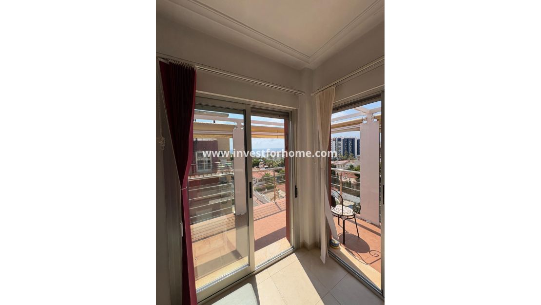 Sale - Apartment - Torrevieja - Punta prima
