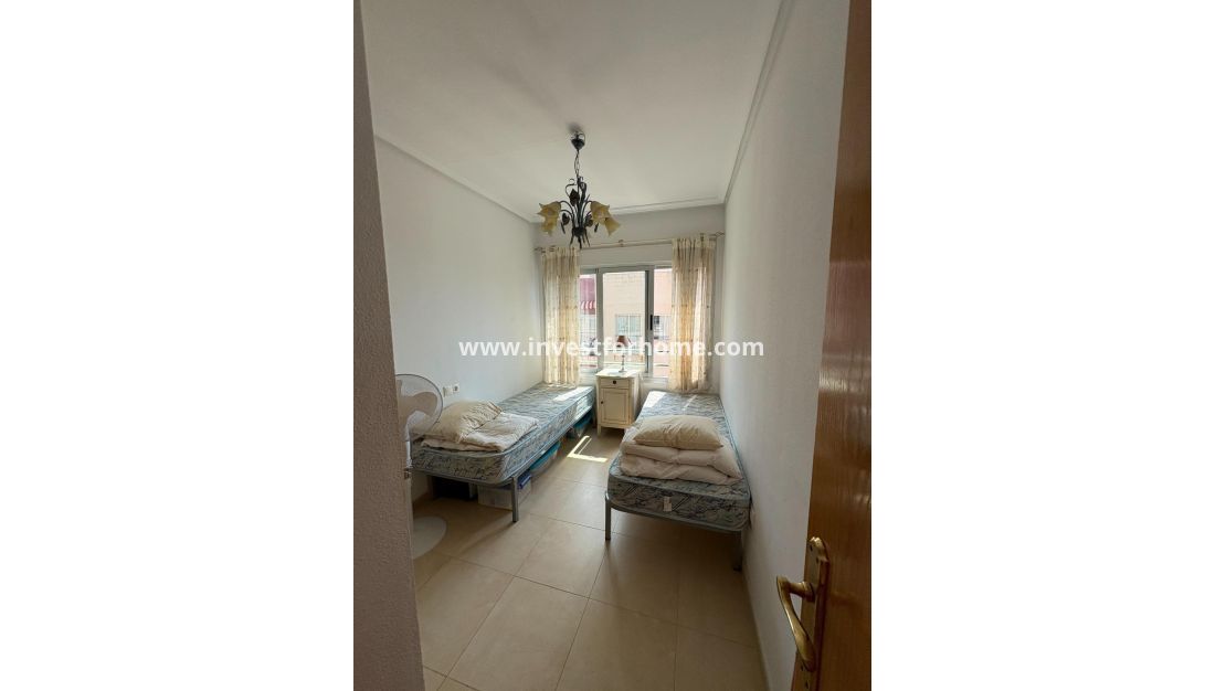 Sale - Apartment - Torrevieja - Punta prima