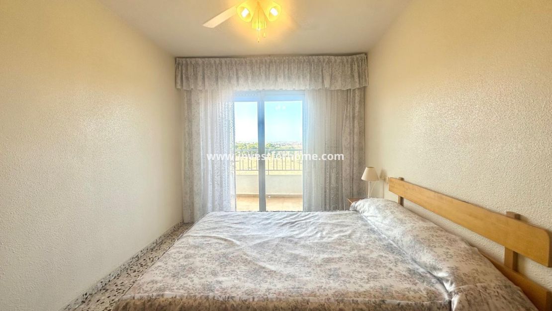 Sale - Apartment - Torrevieja - Punta prima