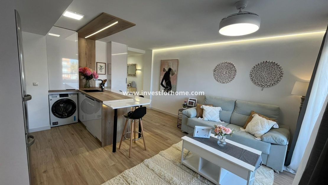 Sale - Apartment - Torrevieja - Punta prima