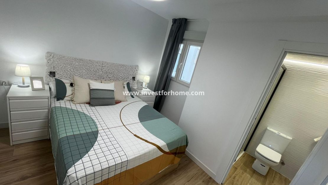 Sale - Apartment - Torrevieja - Punta prima