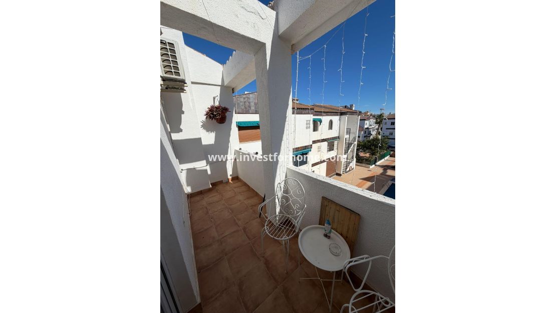 Sale - Apartment - Torrevieja - Punta prima