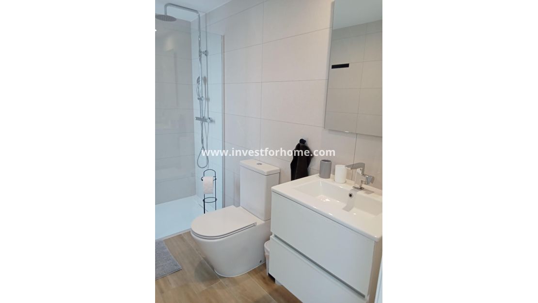 Sale - Apartment - Torrevieja - Punta prima