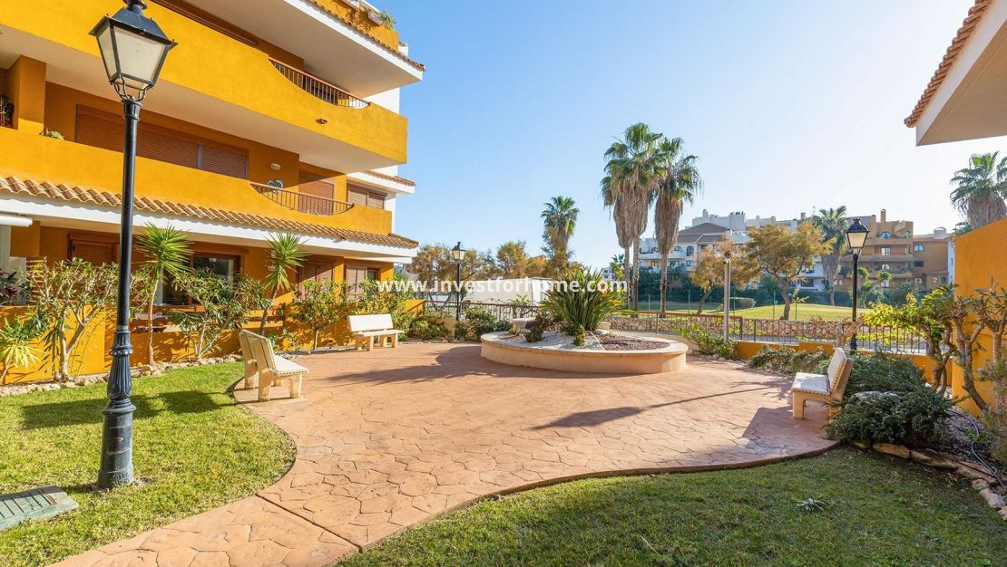 Sale - Apartment - Torrevieja - Punta prima