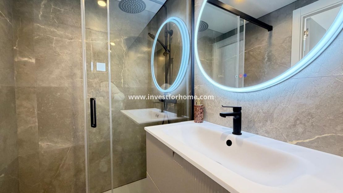Sale - Apartment - Torrevieja - Punta prima