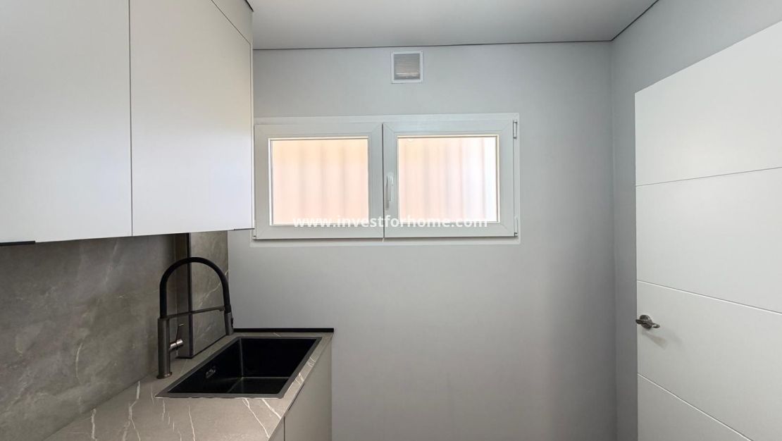 Sale - Apartment - Torrevieja - Punta prima