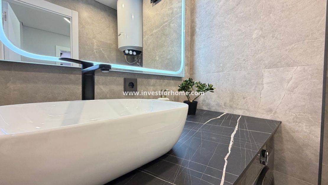 Sale - Apartment - Torrevieja - Punta prima