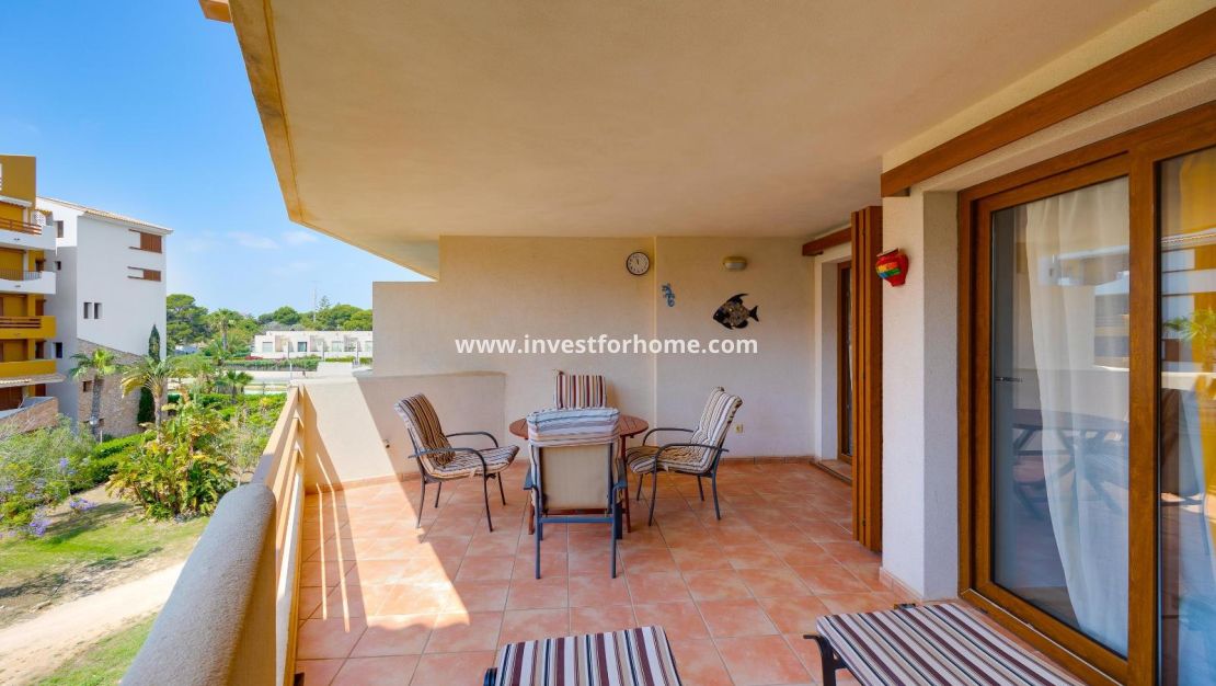 Sale - Apartment - Torrevieja - Punta prima