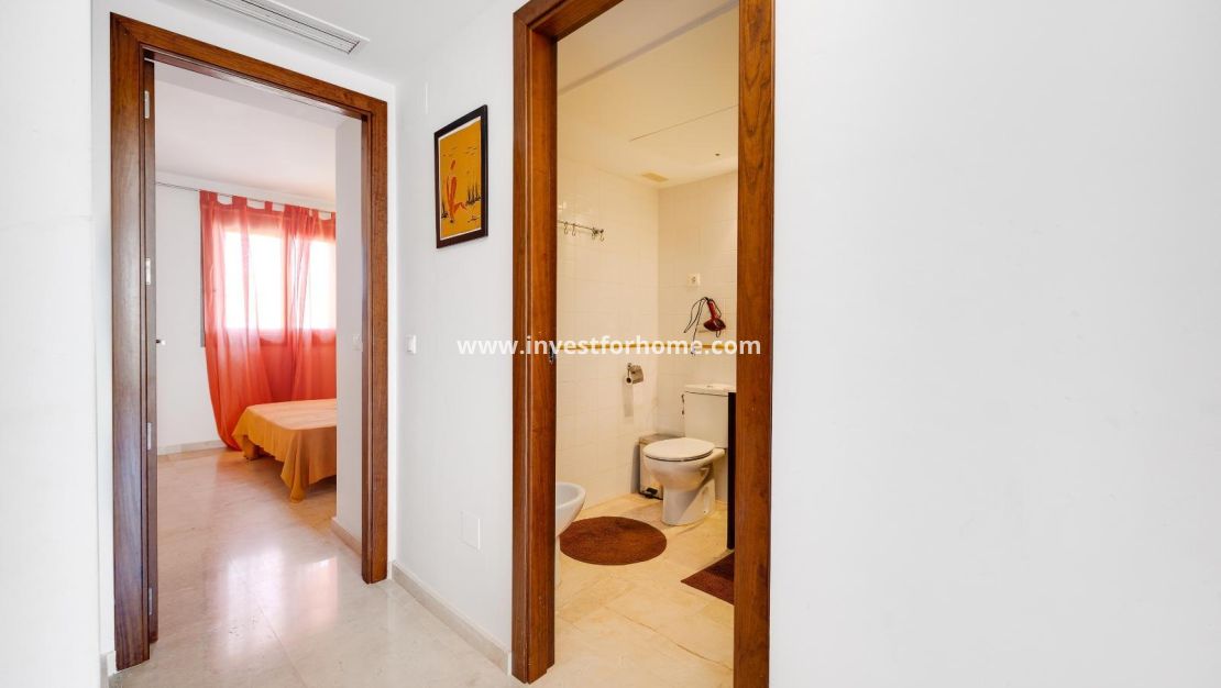 Sale - Apartment - Torrevieja - Punta prima