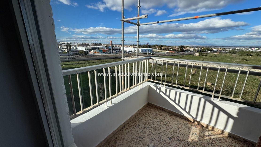 Sale - Apartment - Torrevieja - Punta prima