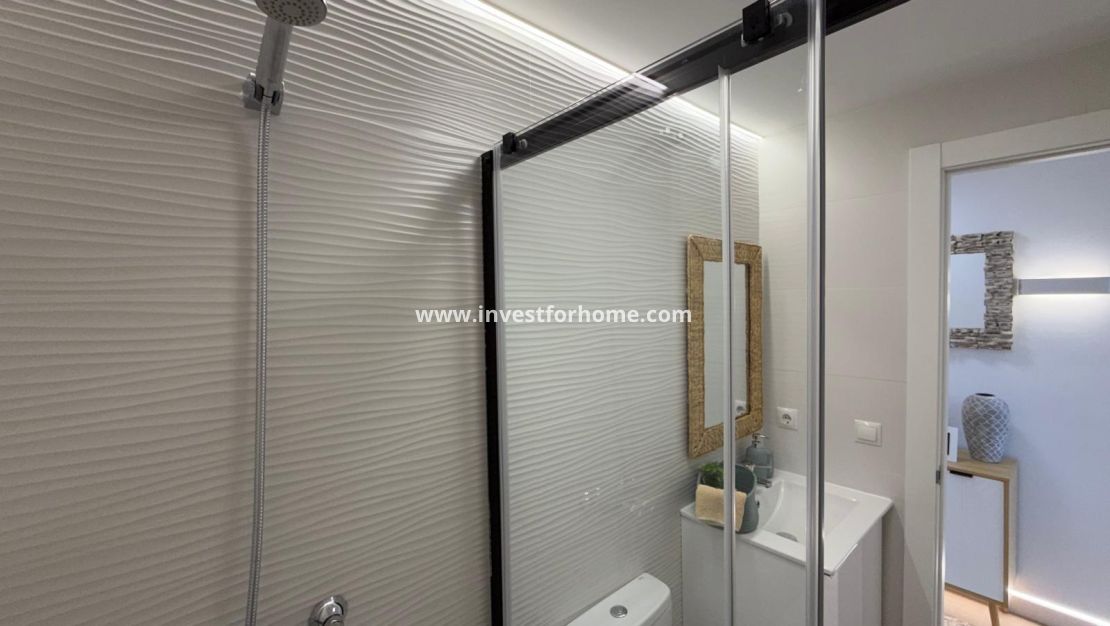 Sale - Apartment - Torrevieja - Punta prima