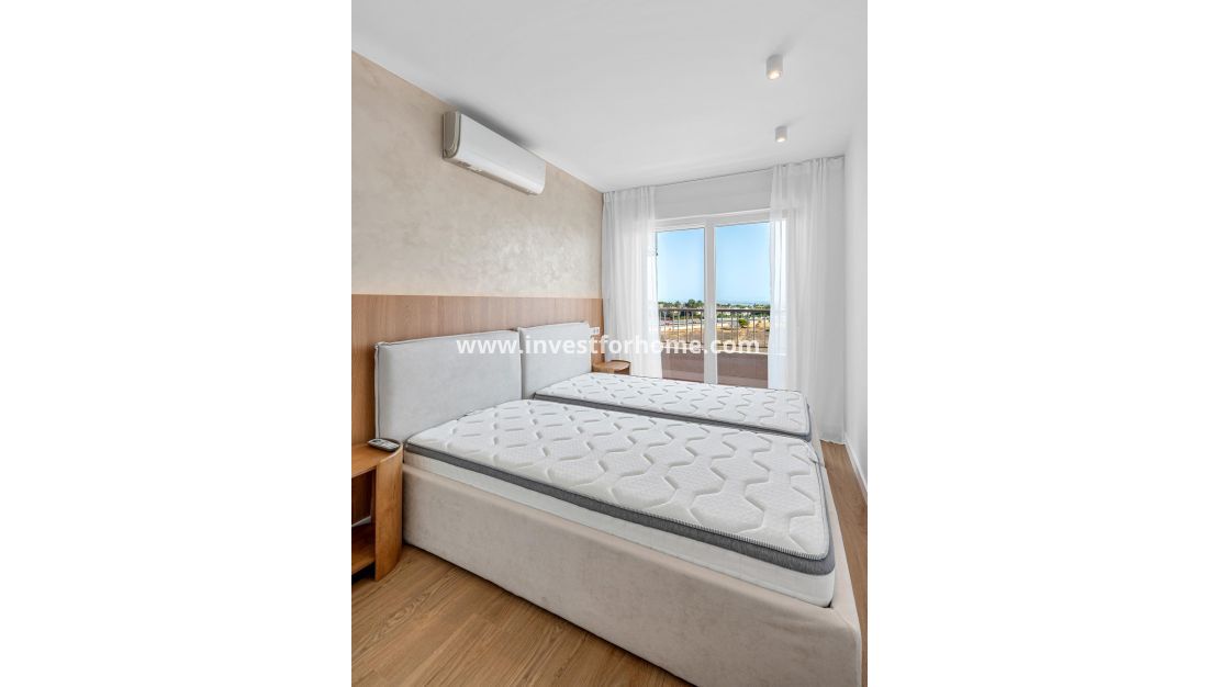 Sale - Apartment - Torrevieja - Punta prima