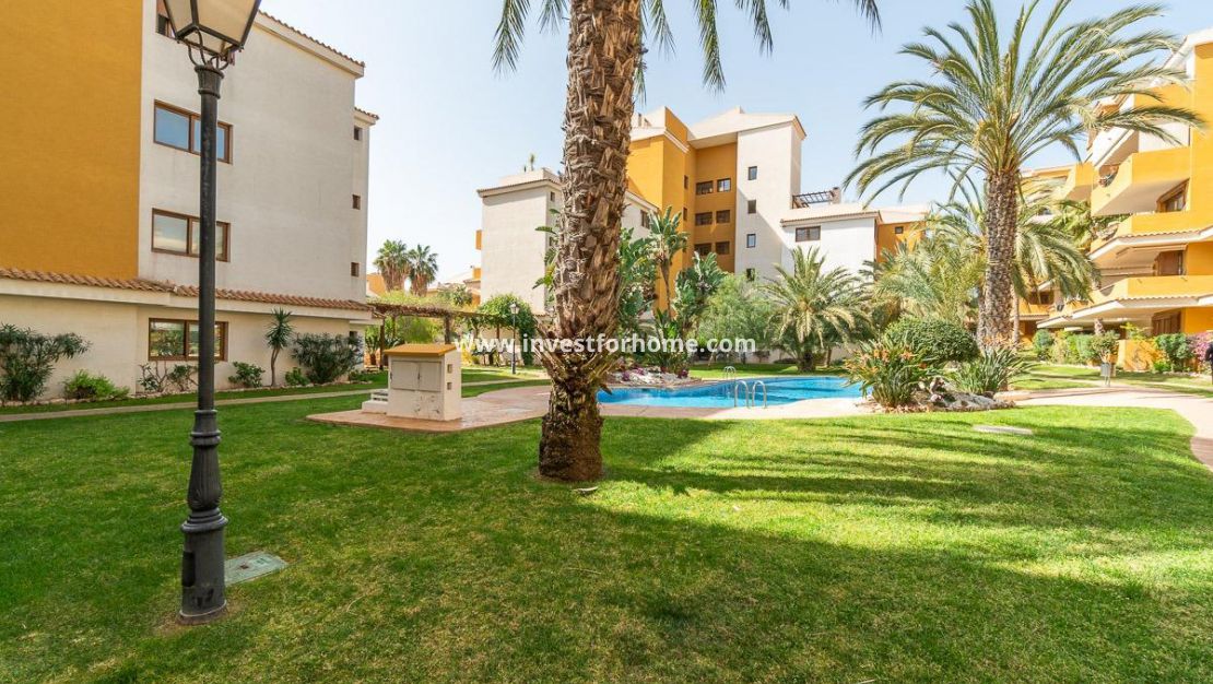 Sale - Apartment - Torrevieja - Punta prima