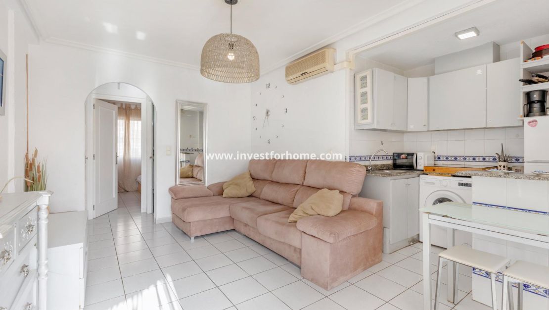 Sale - Apartment - Torrevieja - Torrelamata - La Mata