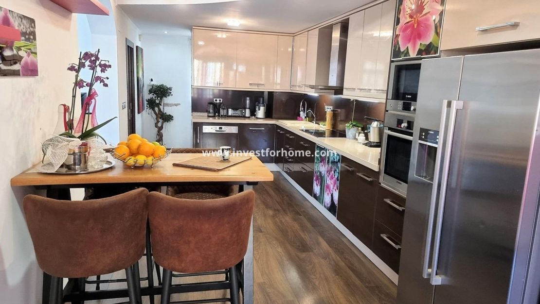 Sale - Apartment - Torrevieja - Torrelamata - La Mata