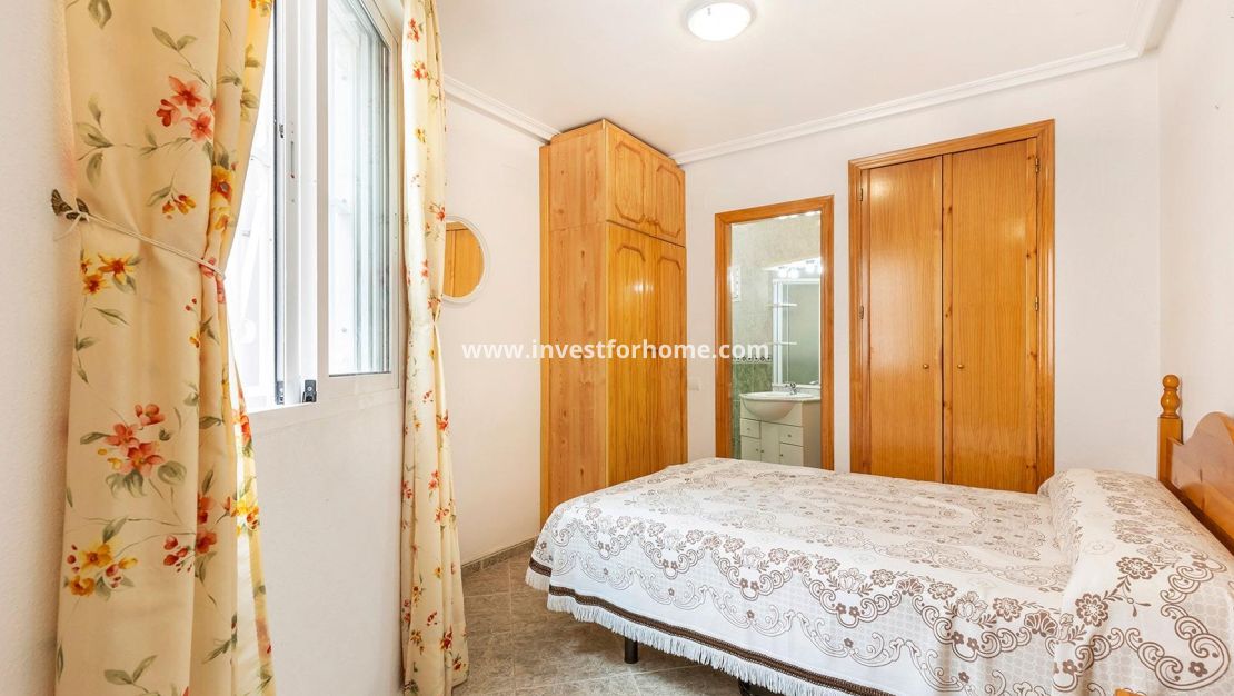 Sale - Apartment - Torrevieja - Torrelamata - La Mata