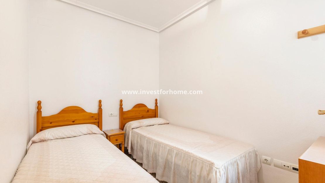 Sale - Apartment - Torrevieja - Torrelamata - La Mata